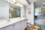 Sunset Island 37 Fountain Drive East, Unit 5B Master Bathroom
